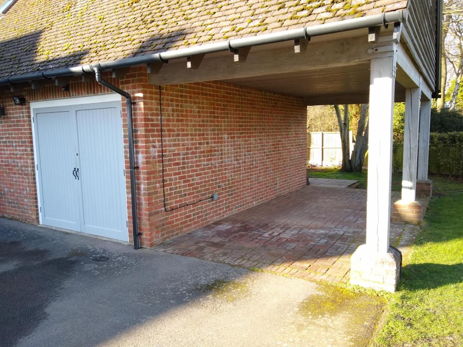 Little Wisteria Villa Canterbury Exterior photo